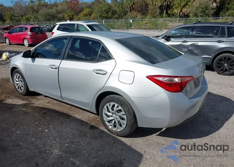 2018 Toyota Corolla Le z USA, uszkodzony, nr VIN 2T1BURHE7JC982540